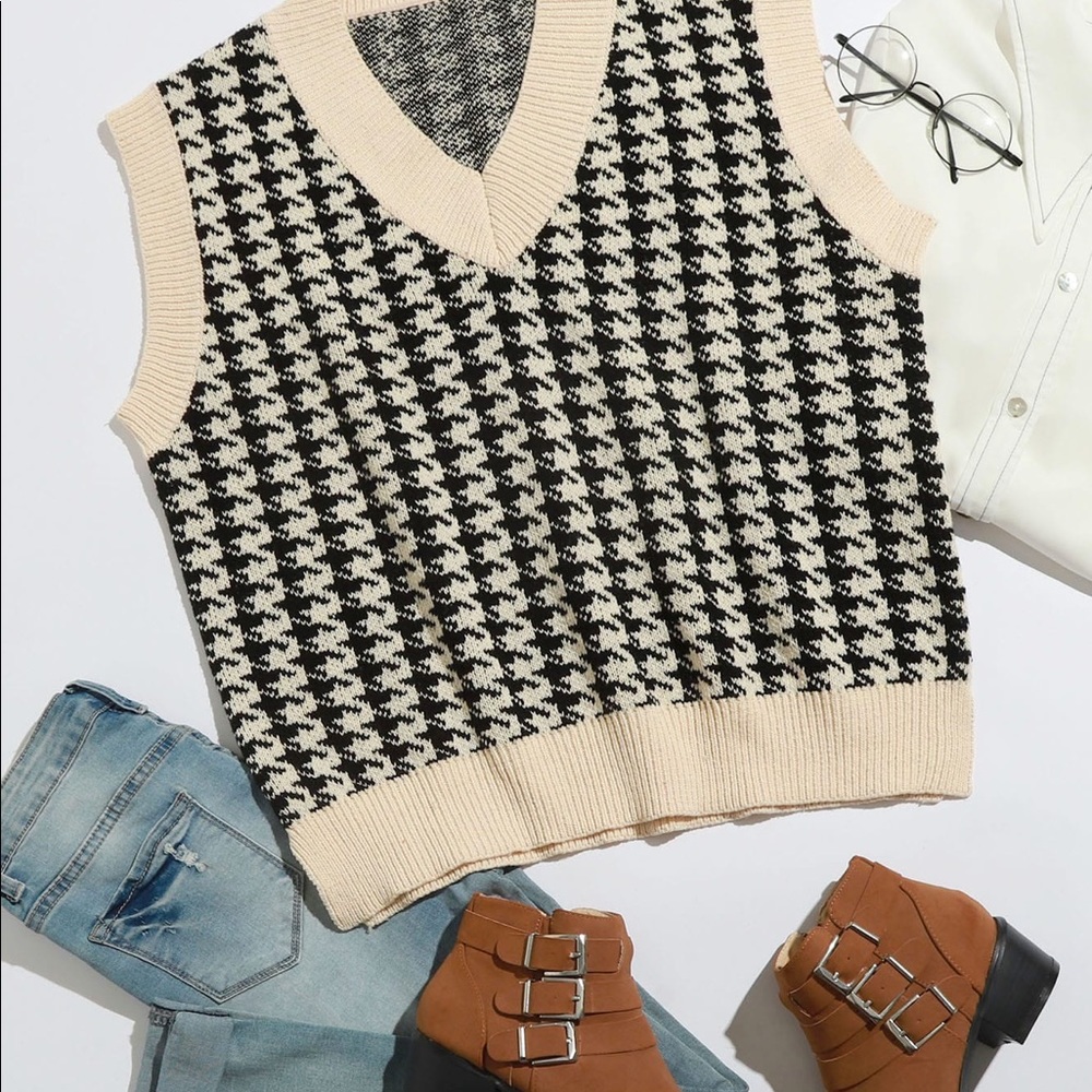 Houndstooth Sweater Vest